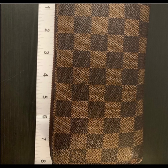 Louis Vuitton Zippy Wallet - Picture 4 of 9